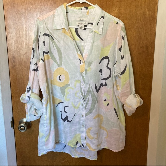 Rachel Zoe Tops - Rachel Zoe 100% Linen abstract floral button up long sleeve size 1X vacation